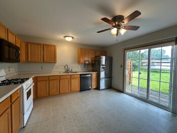 395 Plymouth Road Apt C, Valparaiso,  46385