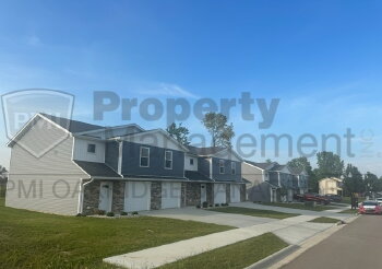 241 Bruns Dr , Brookville,  45309