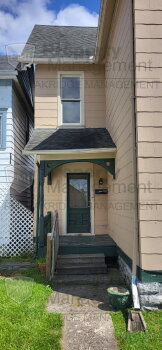 227 1/2 S Downing St , Piqua,  45356