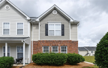 116 Breezeway Ln , Greensboro,  27405