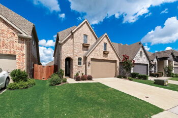 3948 Mercedes Bend , Forney,  75126