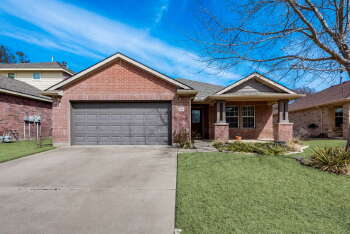 4005 Ringdove Way , Roanoke,  76262