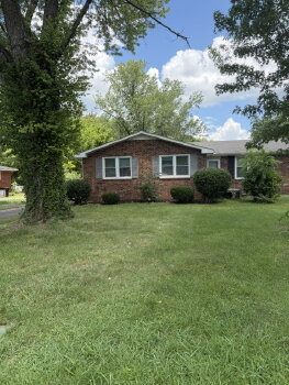 1211 Lakeshore Drive , Murfreesboro,  37130