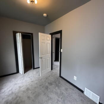 3127 West Garfield Avenue , Milwaukee,  53208