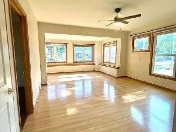 424 West College Avenue , Waukesha,  53186
