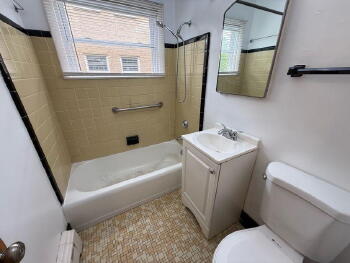 3800 N 76th St Apt 4 , Milwaukee,  53222-3053