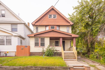 888 Evangeline Rd , Cleveland,  44110