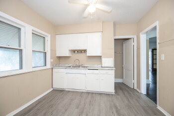 888 Evangeline Rd , Cleveland,  44110