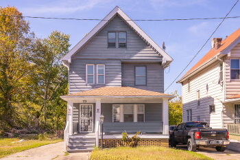 476 E 108th St , Cleveland,  44108