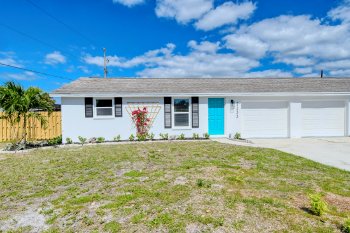 2233 Michele Dr , Sarasota,  34231