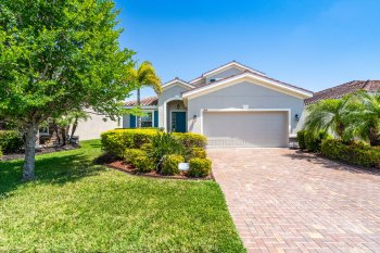2844 Esmeralda Drive , Sarasota,  34243