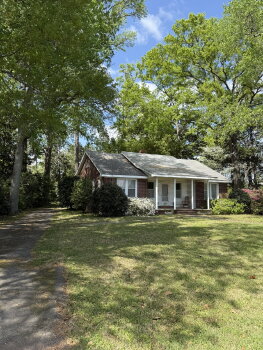 99 Main Street , Garden City,  31408