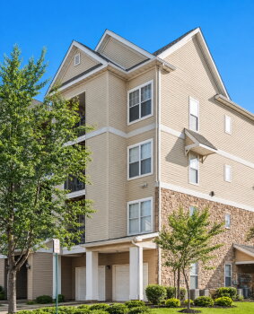 5123 Travis Edward Way Unit A , Centreville,  20120