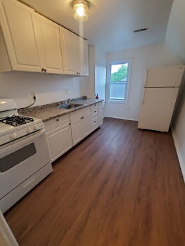 507 Broadway; Apt #5 , Westville,  08093