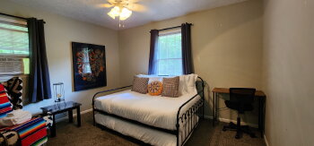 150 Timberland Trail RM # 4, Riverdale,  30274
