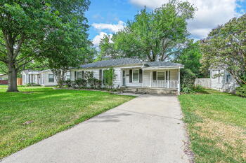 1321 Casa Vale Dr , Dallas,  75218