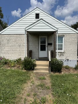 10301 Page Avenue , St. Louis,  63132