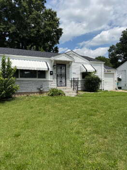 1131 Darr Dr , St. Louis,  63137