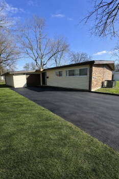 8439 Alder Avenue , Berkeley,  63134