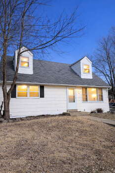 1201 Walker Avenue , St. Louis,  63138