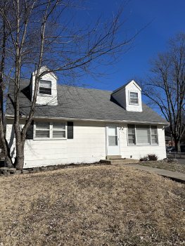 1201 Walker Avenue , St. Louis,  63138