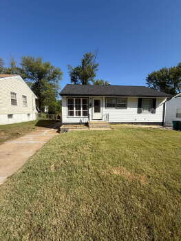 329 Caithness Road , St. Louis,  63137
