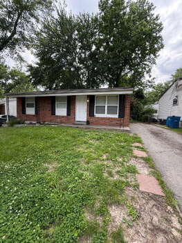 10435 Castle Drive , Saint Louis,  63136