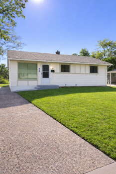 240 Mcalpine Drive , St. Louis,  63137