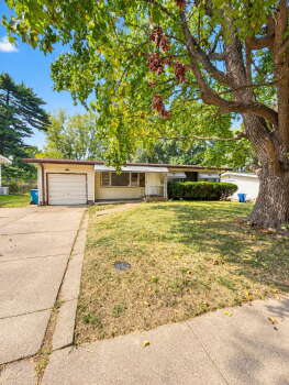 9319 Clarion Dr , St. Louis,  63136