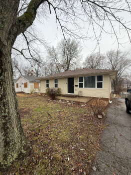 10365 Lord Dr , Saint Louis,  63136