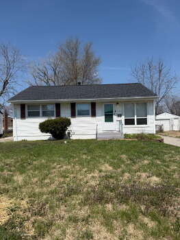 323 Shepley Dr , Saint Louis,  63137