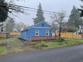 6016 Northeast Alberta Street , Portland,  97218