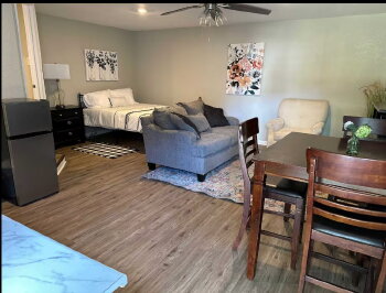 1021 N Montgomery St , Gilmer,  75644