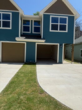 2017 May St , Fort Worth,  76110