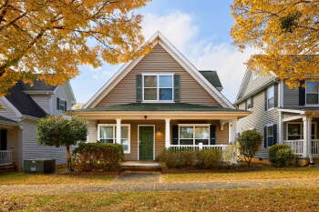 4 Aisha Street , Greenville,  29607