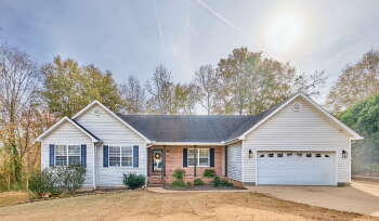 140 Grove Point , Greer,  29651