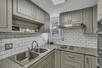 3706 East North Street Unit D6, Greenville,  29615