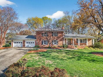 7 Tara Avenue , Taylors,  29687