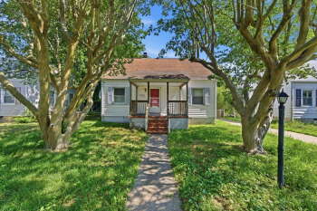 626 Chapel St , Hampton,  23669
