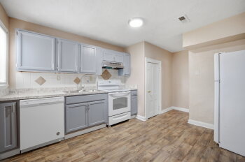 9 Decatur St , Portsmouth,  23702