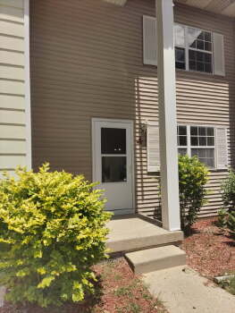 4258 Bond Street, Unit 4 , Holt,  48842
