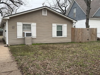 457 N Gordon St , Wichita,  67203