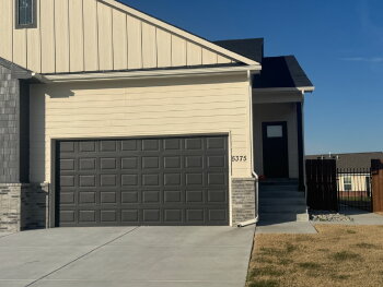 5375 North Pinecrest Court , Bel Aire,  67220