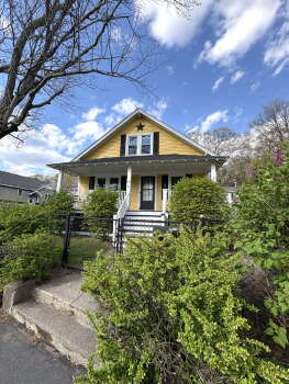 143 Commonwealth Ave , Worcester,  01604