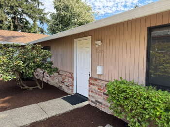 6651 E. Burnside , Portland,  97215