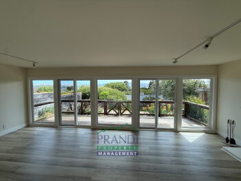 120 Buchanan Dr , Sausalito,  94965-1606