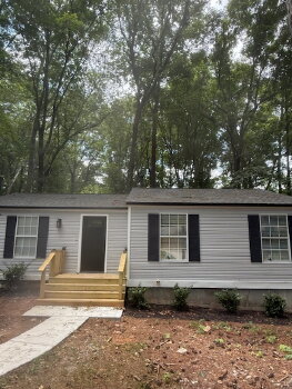 104 N Meade Dr , Peachtree City,  30269-1016