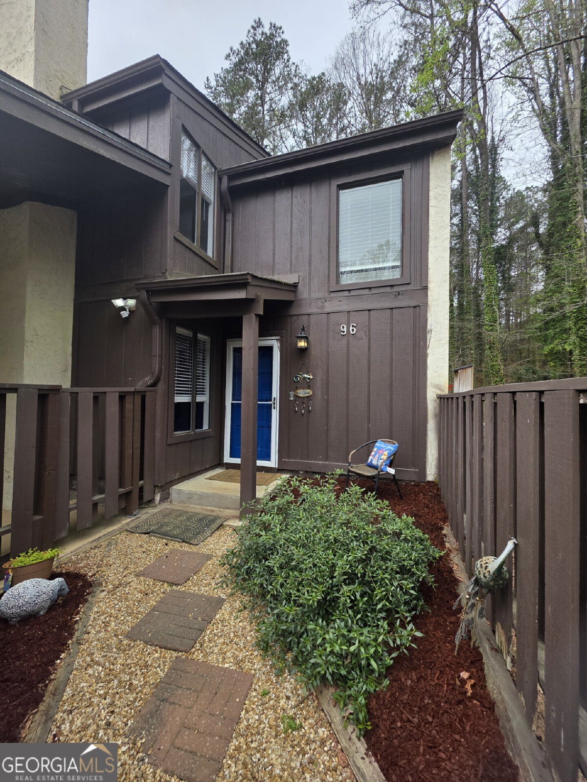 3 Bedroom Rental – 96 Cobblestone Crk, Peachtree City, GA 30269-1135