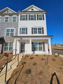4 Silver Ln , Newnan,  30265-2633