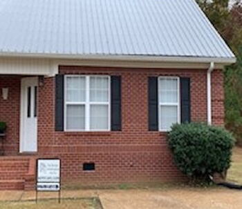 1018 B Wesley Cv , Henderson,  38340